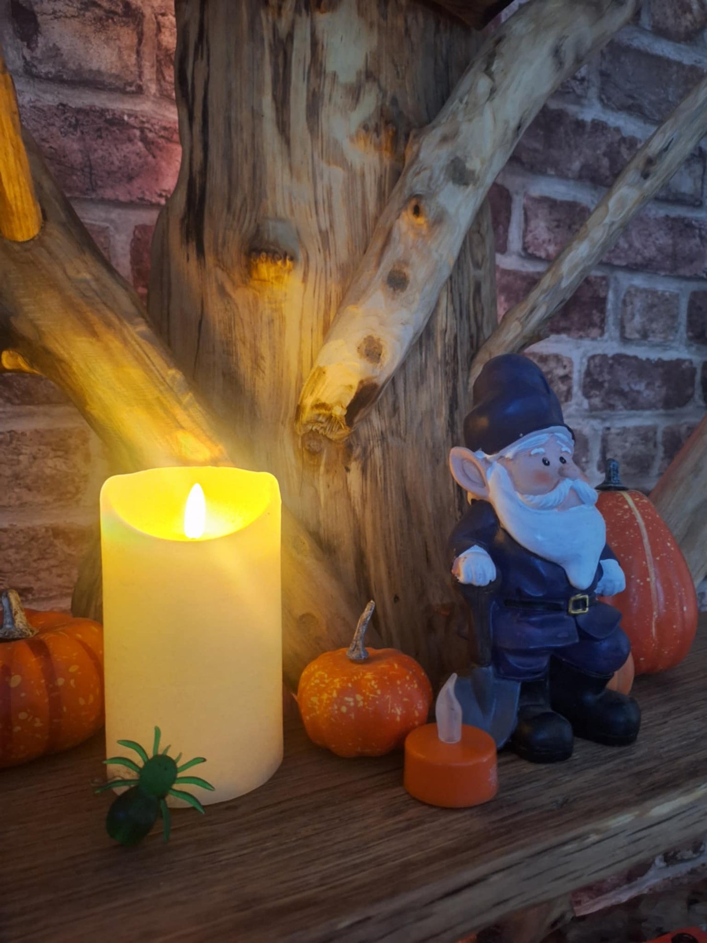 Four Seasons Chestnut Oak Tree Bookcase (7 Shelves)